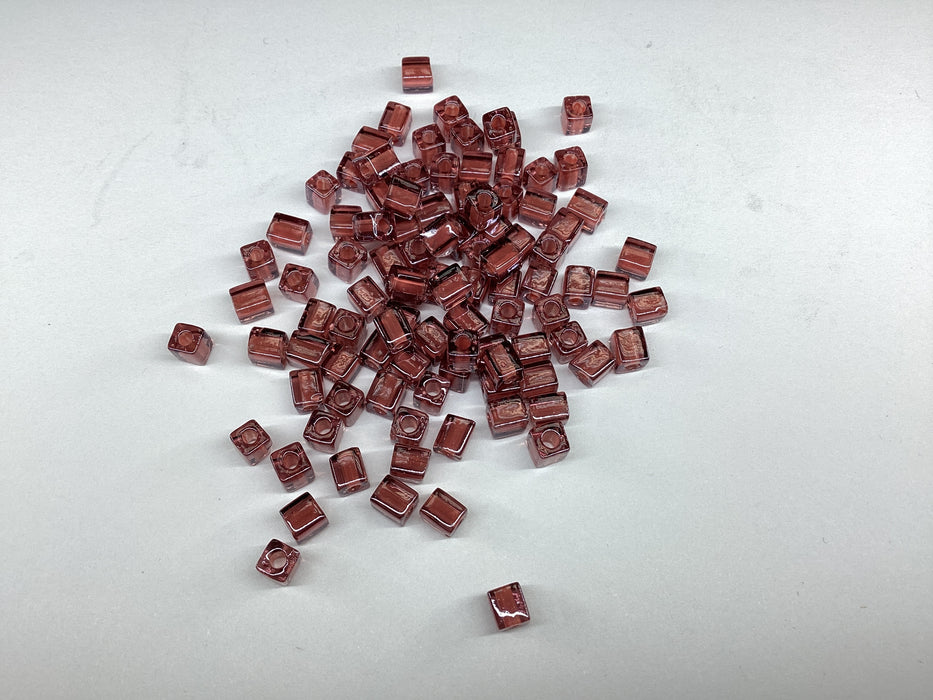 Miyuki Cube 4mm cobalt