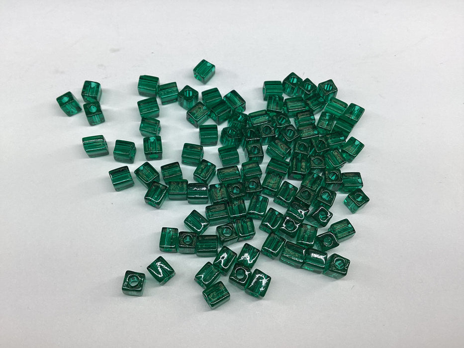 Miyuki Cube 4mm cobalt