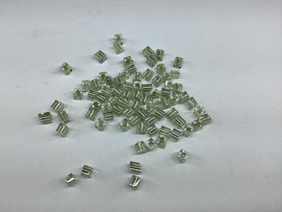 Miyuki Cube 4mm cobalt