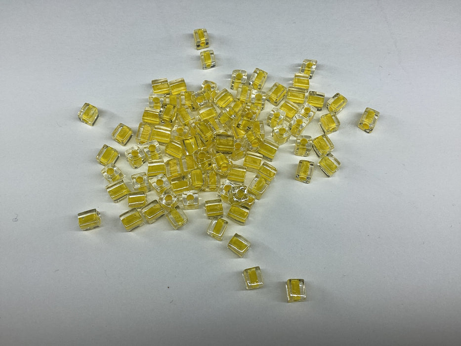 Miyuki Cube 4mm gold lined crystal