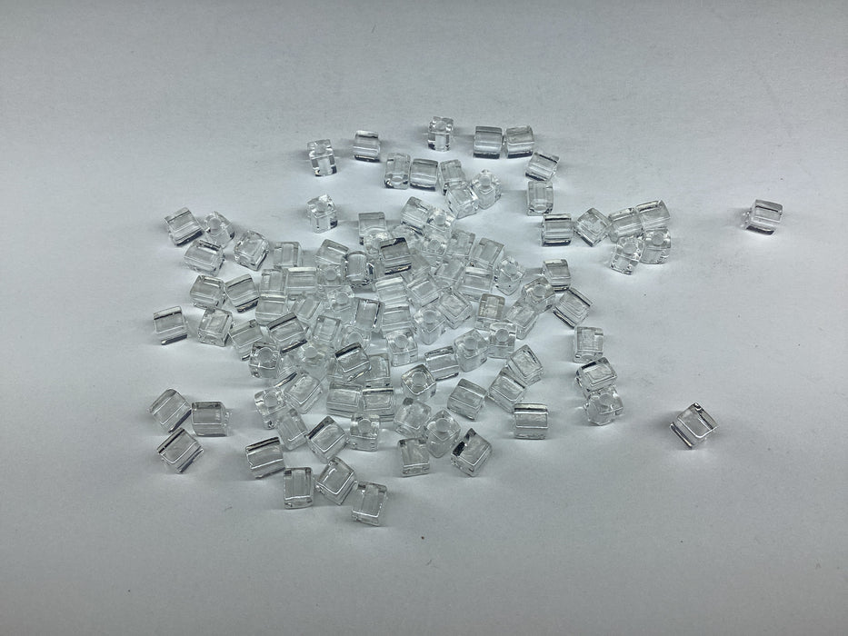 Miyuki Cube 4mm crystal