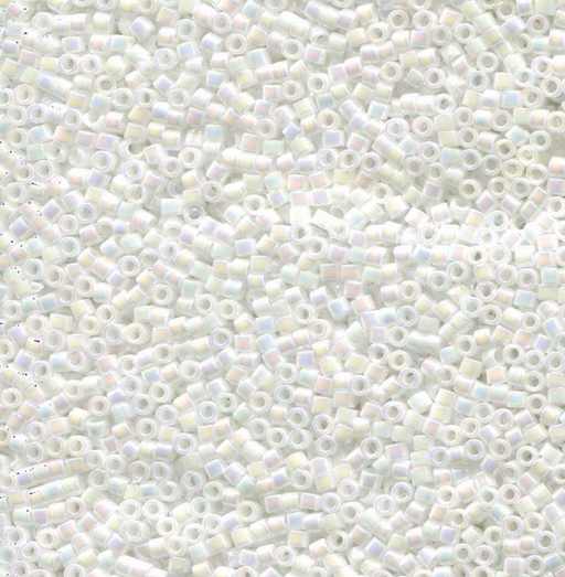 Miyuki Delica 11/0 delica white pearl AB (DB202)