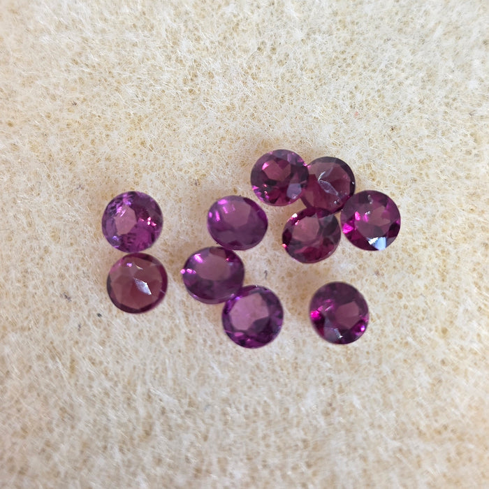 Rubellite 5mm faceted stones
