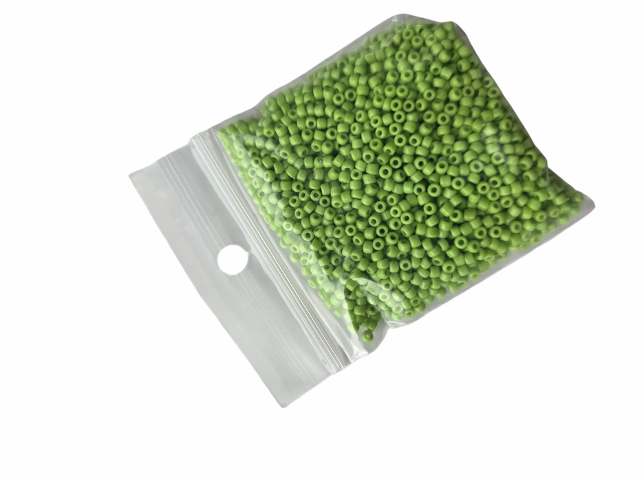 Light green opaque 20g 11/0 (#50)