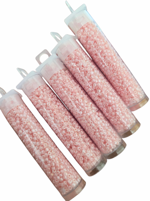 Light pink pearl opaque 11/0 10g (#14)