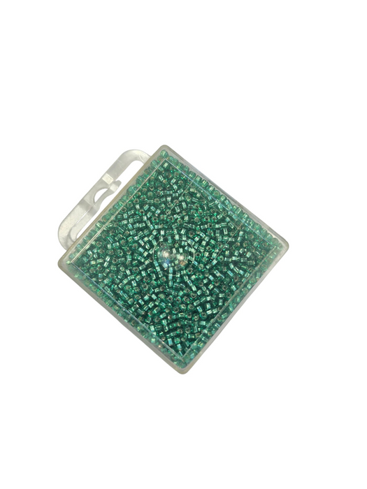 Silver lined light green 11/0 20g (#12)