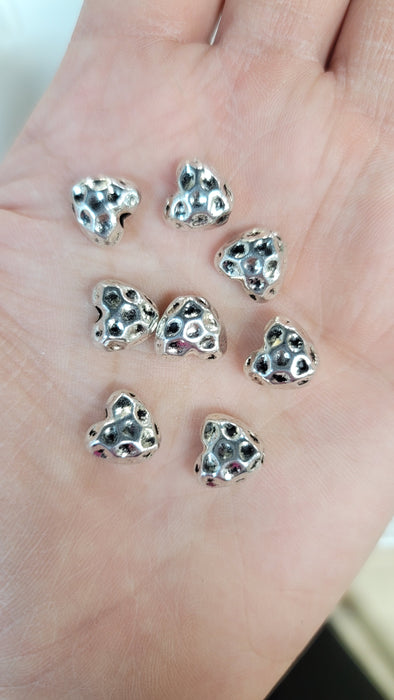 Hammered Heart Beads Pewter vertical Drilled 8pcs
