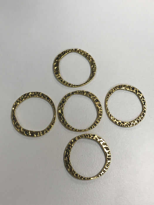 Pewter Rings 30mm Hammered Look Gold 6pcs